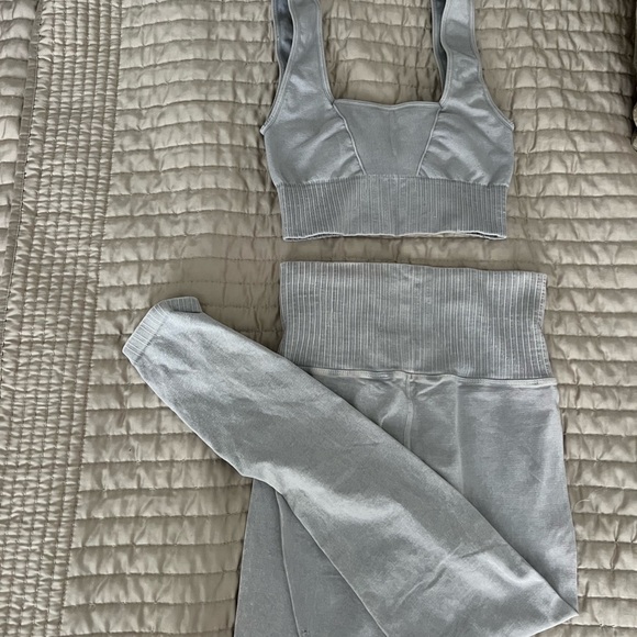 Free People Movement Grey High Waisted Leggings and Movement Bra SET XS/S - Picture 1 of 15
